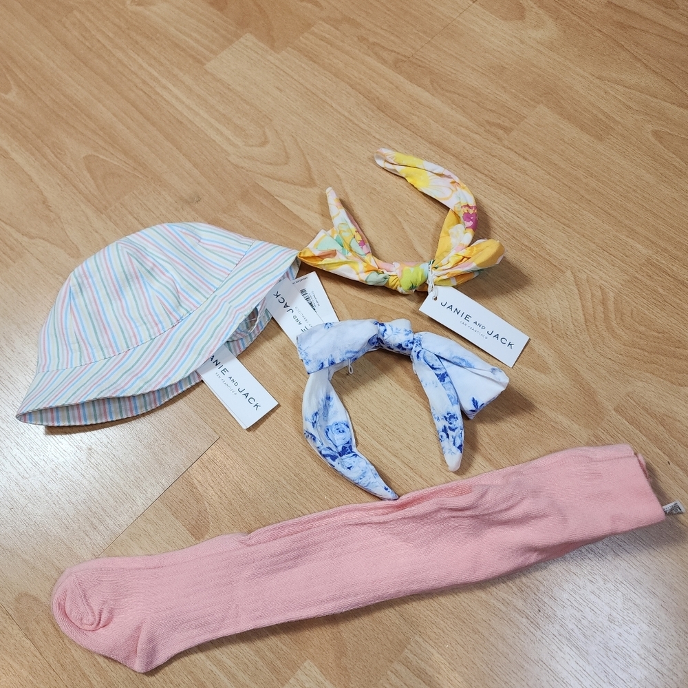 NWT Janie And Jack 4 Piece Bundle 0-6 Months Hat Headband Tights‎